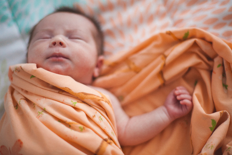 cora_faith_roygnewborns_liveroygbiv_photography_storytelling_lifestyle_dayton_ohio_springboro_portraits-6