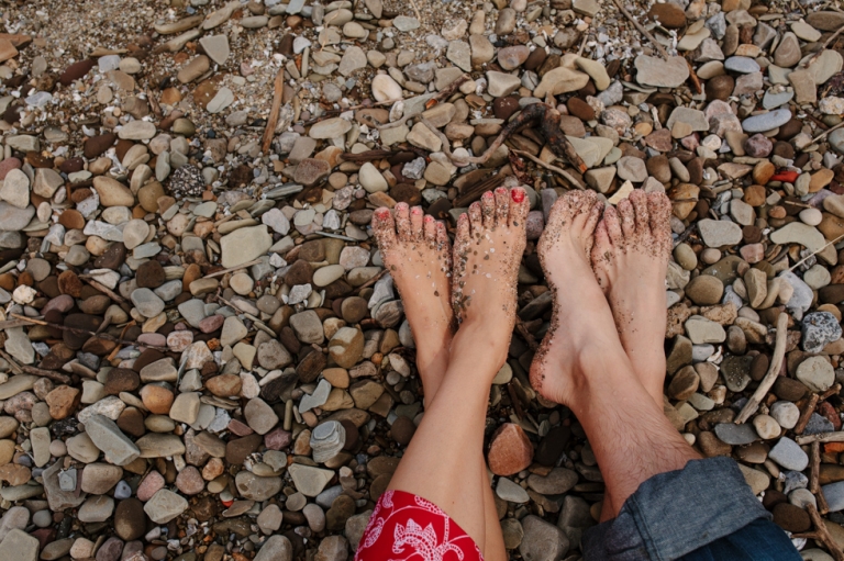swift_couples_married_anniversary_photography_portraits_lake_erie_geneva_liveroygbiv_katie_swift_dayton_ohio_14