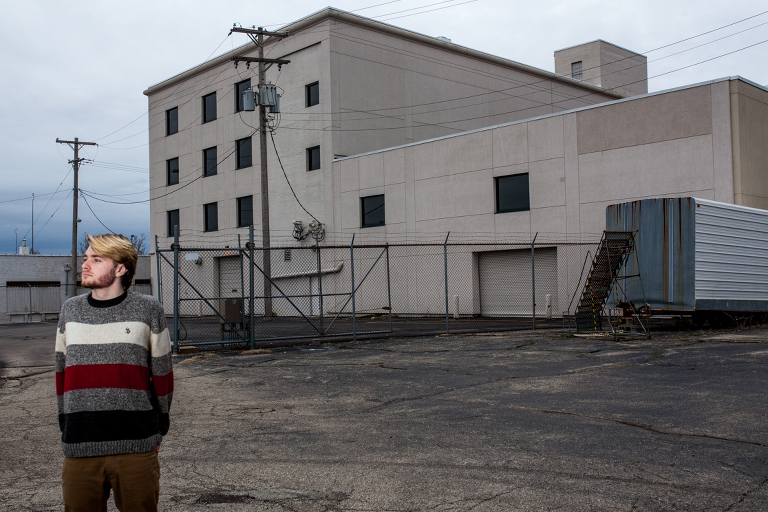 liveroygbiv_ian_senior_pictures_creative_storytelling_portrait_photography_springboro_dayton_cincinatti_katie_swift-2