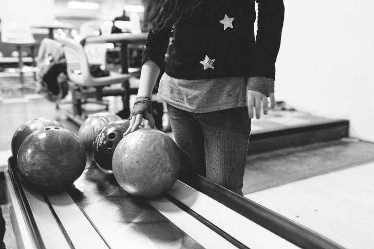 sarah_jared_blended_family_bowling_photography_dayton_ohio_liveroygbiv_creative_portraits_storytelling-43