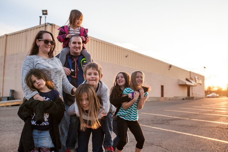 sarah_jared_blended_family_bowling_photography_dayton_ohio_liveroygbiv_creative_portraits_storytelling-61