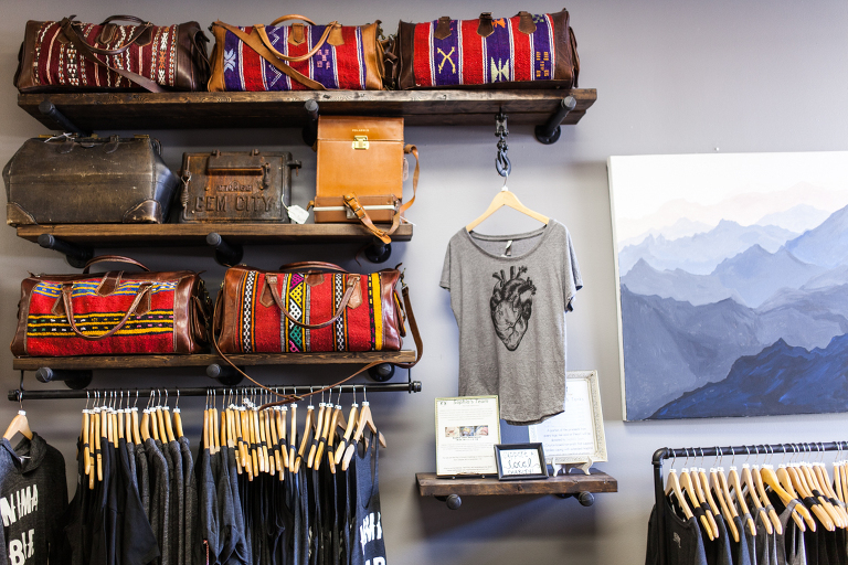 heart_mercantile_local_businesses_dayton_ohio_photographers_oregon_district_daytoncentric_storytelling_women_boutique_liveroygbiv_katie_swift-21