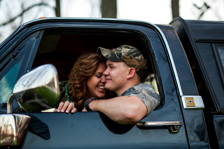 luke_lindsey_engagement_storytelling_photography_country_cowboy_liveroygbiv_springboro_ohio_dayton_katie_swift-16