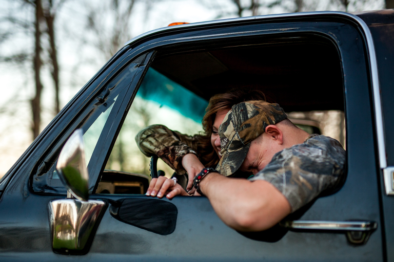 luke_lindsey_engagement_storytelling_photography_country_cowboy_liveroygbiv_springboro_ohio_dayton_katie_swift-18