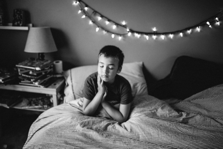 moments_waking_up_morning_time_kids_family_life_is_beautiful_liveroygbiv_katie_swift_-5