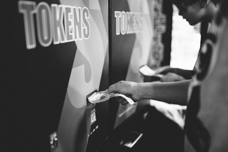 ella_skateworld_bday_party_2016_liveroygbiv_photography_katie_swift_documentary_black_and_white-36