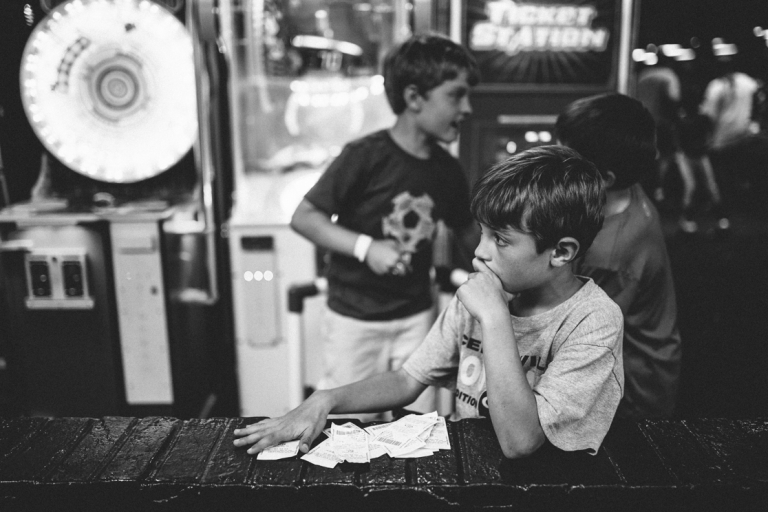 ella_skateworld_bday_party_2016_liveroygbiv_photography_katie_swift_documentary_black_and_white-42