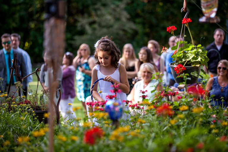 liveroygbiv_wedding_photography_springboro_dayton_ohio_kings_garden-16